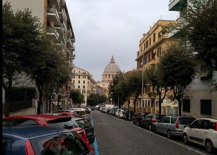 בית הארחה Vatican Haven 3*